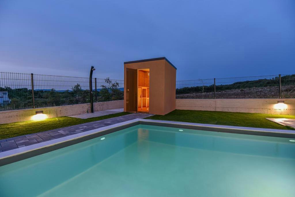 Villa Silente Sukosan Exterior photo